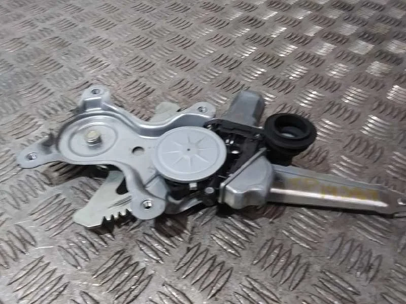 Elevalunas Trasero Derecho para Lexus Is