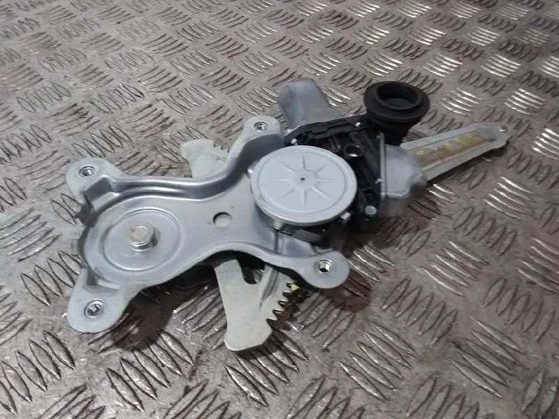 Elevalunas Trasero Derecho para Lexus Is