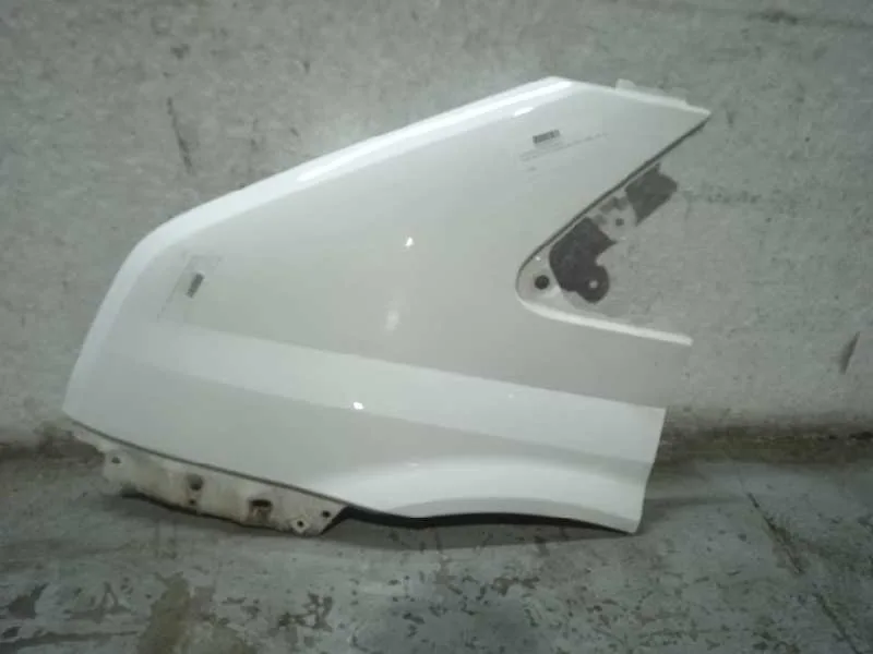 Aleta Delantera Izquierda para Ford Transit Caja Cerrada '06