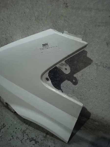 Aleta Delantera Izquierda para Ford Transit Caja Cerrada '06