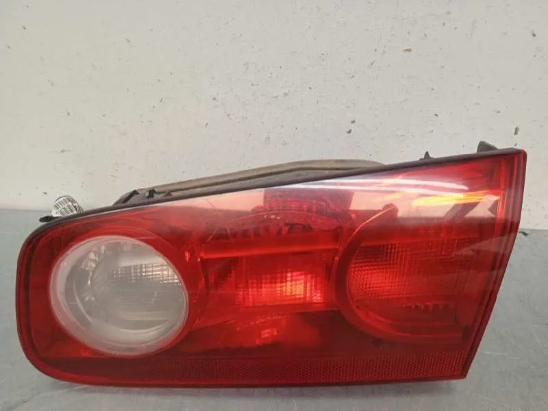 Piloto Trasero Derecho Interior para Renault Laguna Ii (Bg0)