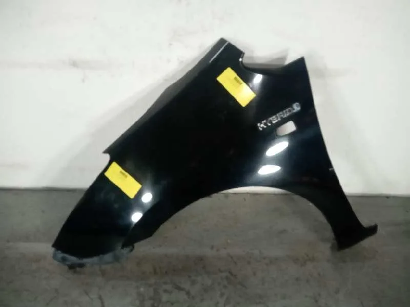 Aleta Delantera Izquierda para Toyota Prius (Nhw20)