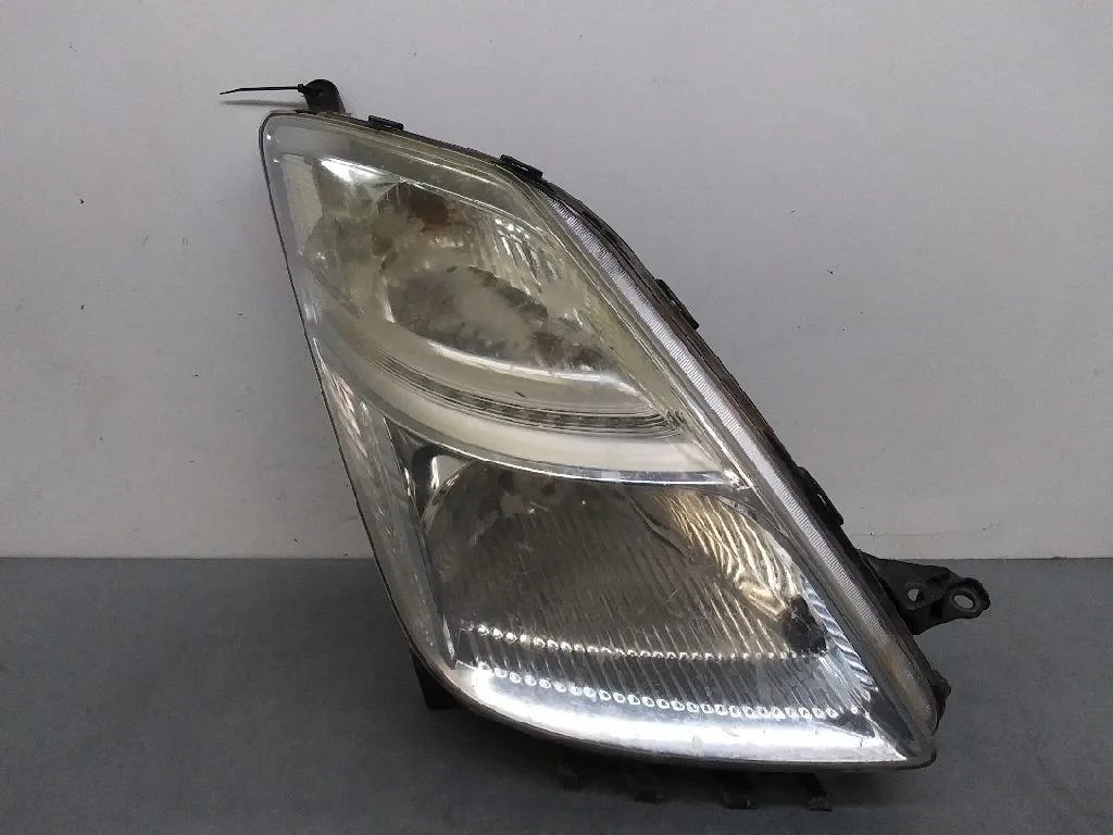 Faro Derecho para Toyota Prius (Nhw20)