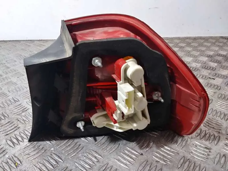 Piloto Trasero Izquierdo para Bmw Serie 3 Berlina (E90)