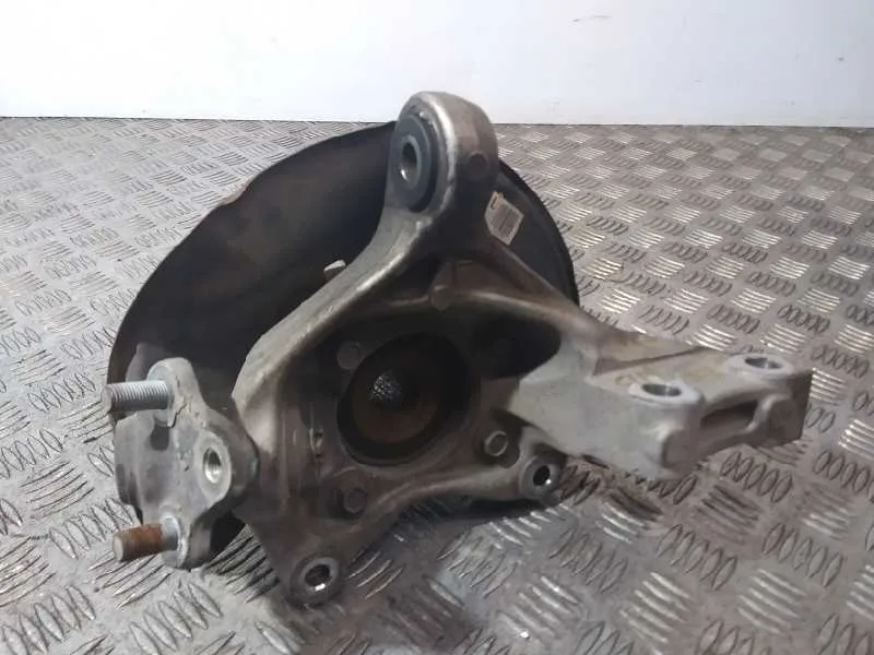 Mangueta Delantera Izquierda para Toyota Prius (Nhw30)