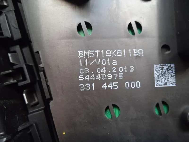 Sistema Audio / Radio Cd para Ford Focus Lim. (Cb8)