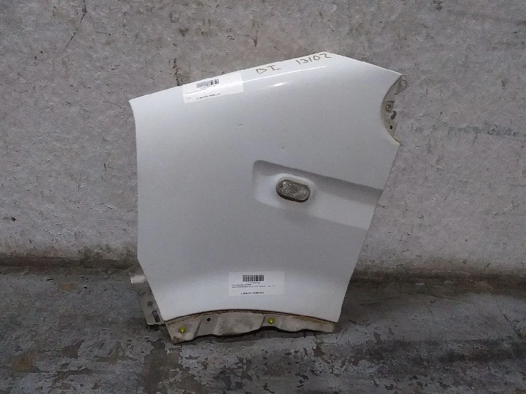Aleta Delantera Izquierda para Nissan Interstar Mod. 04 (X70)
