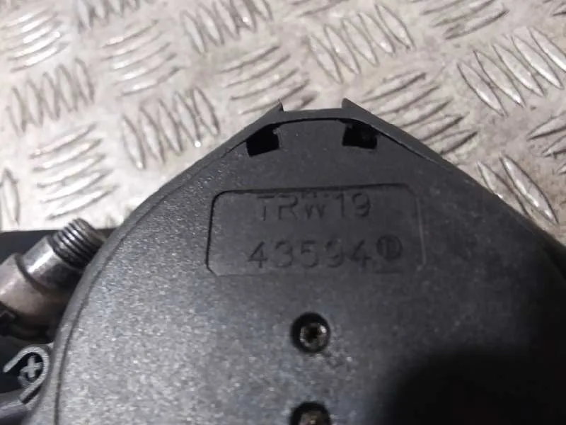 Cinturon Seguridad Delantero Derecho para Nissan Interstar Mod. 04 (X70)