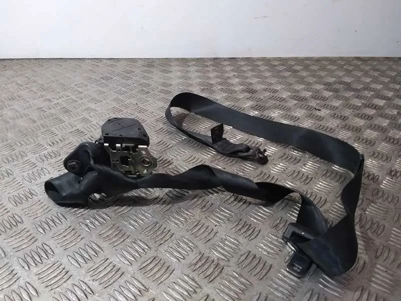 Cinturon Seguridad Delantero Derecho para Nissan Interstar Mod. 04 (X70)