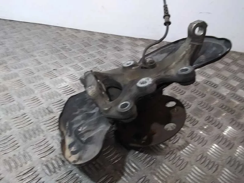 Mangueta Delantera Derecha para Mercedes-Benz Clase C (W204) Berlina
