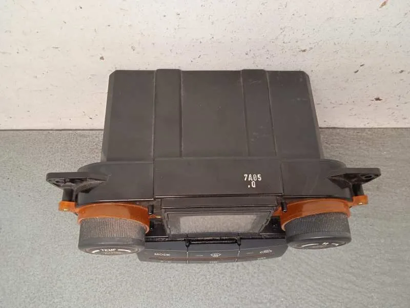 Mando Climatizador para Kia Carens (Un)