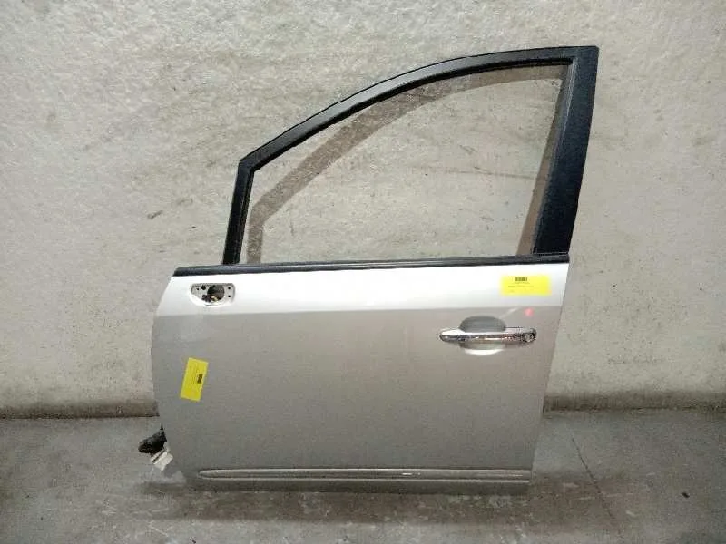 Puerta Delantera Izquierda para Kia Carens (Un)