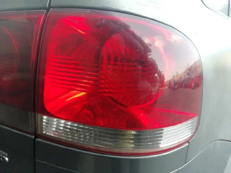 Piloto Trasero Derecho para Volkswagen Touareg (7La)