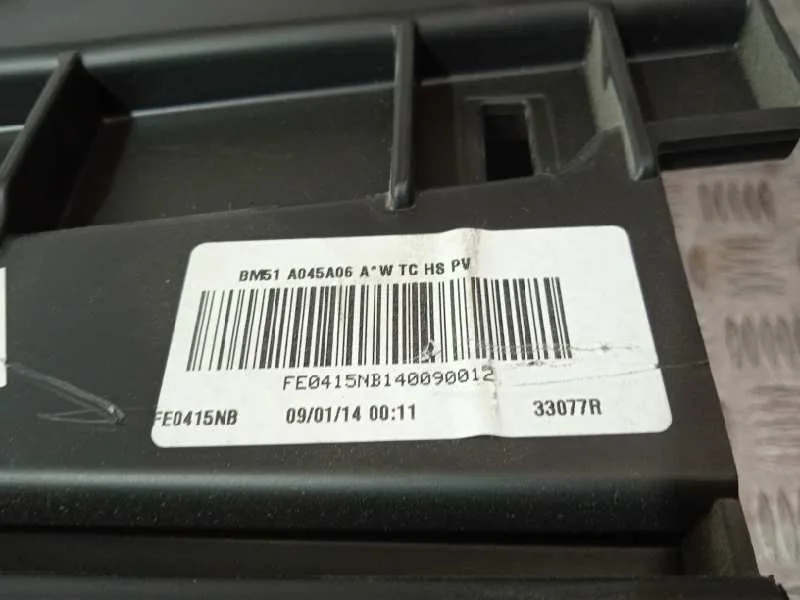 Apoyabrazos Central para Ford Focus Lim. (Cb8)
