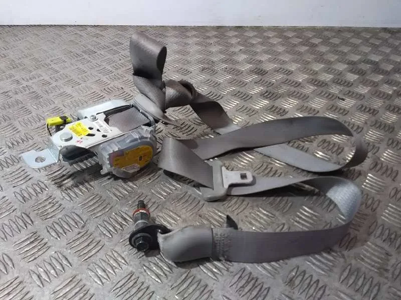 Cinturon Seguridad Delantero Derecho para Kia Carens (Un)