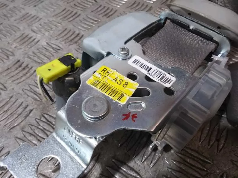 Cinturon Seguridad Delantero Derecho para Kia Carens (Un)