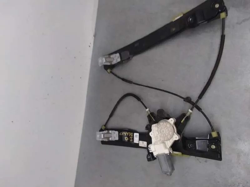 Elevalunas Delantero Izquierdo para Ford Focus Lim. (Cb8)