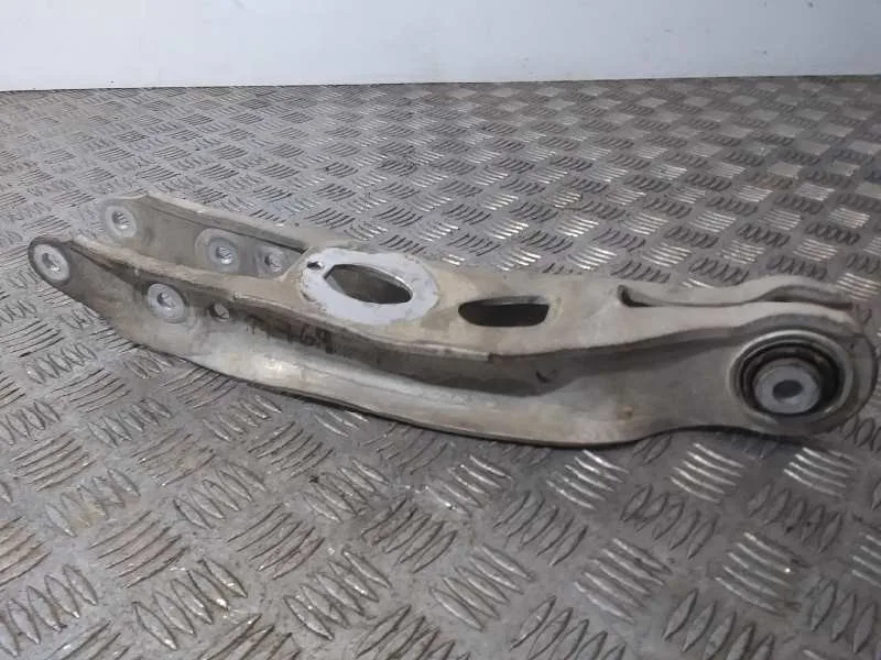 Brazo Suspension Inferior Trasero Derecho para Audi A4 Berlina (8W2)