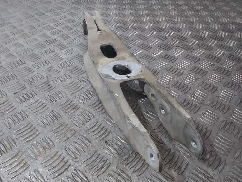 Brazo Suspension Inferior Trasero Derecho para Audi A4 Berlina (8W2)