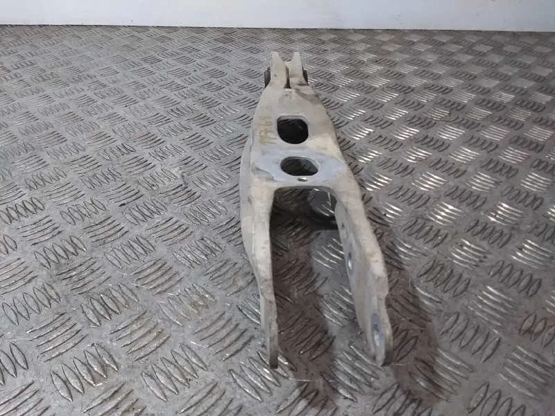 Brazo Suspension Inferior Trasero Izquierdo para Audi A4 Berlina (8W2)