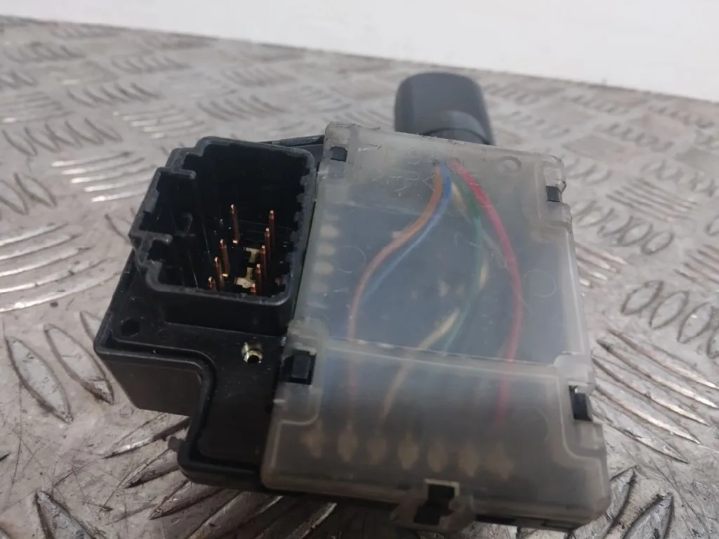 Mando Limpia para Ford Transit Caja Cerrada '06