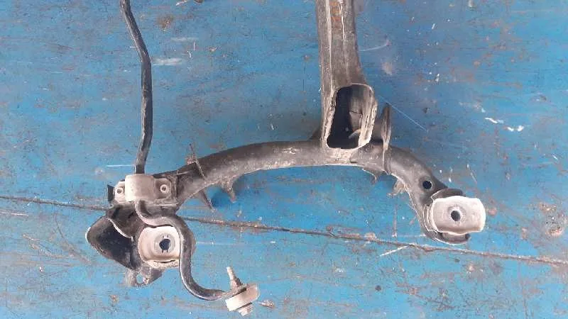 Puente Trasero para Audi A4 Berlina (8W2)