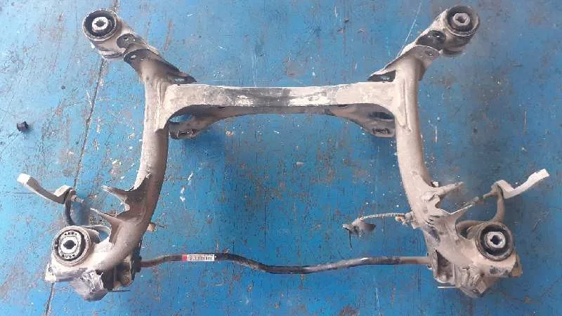 Puente Trasero para Audi A4 Berlina (8W2)