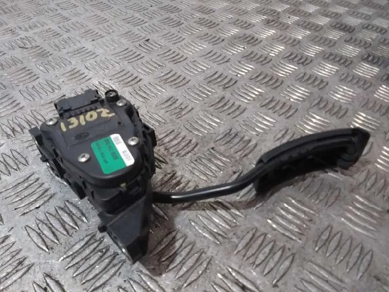 Pedal Acelerador para Nissan Interstar Mod. 04 (X70)