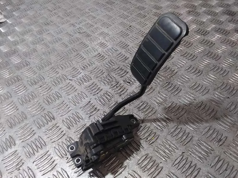 Pedal Acelerador para Nissan Interstar Mod. 04 (X70)