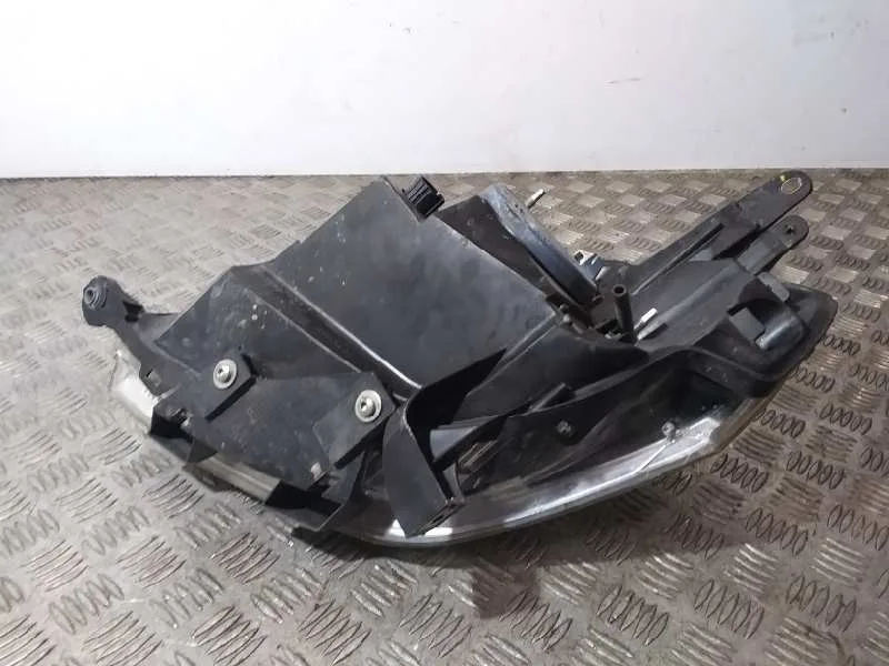 Faro Derecho para Fiat Qubo (300)