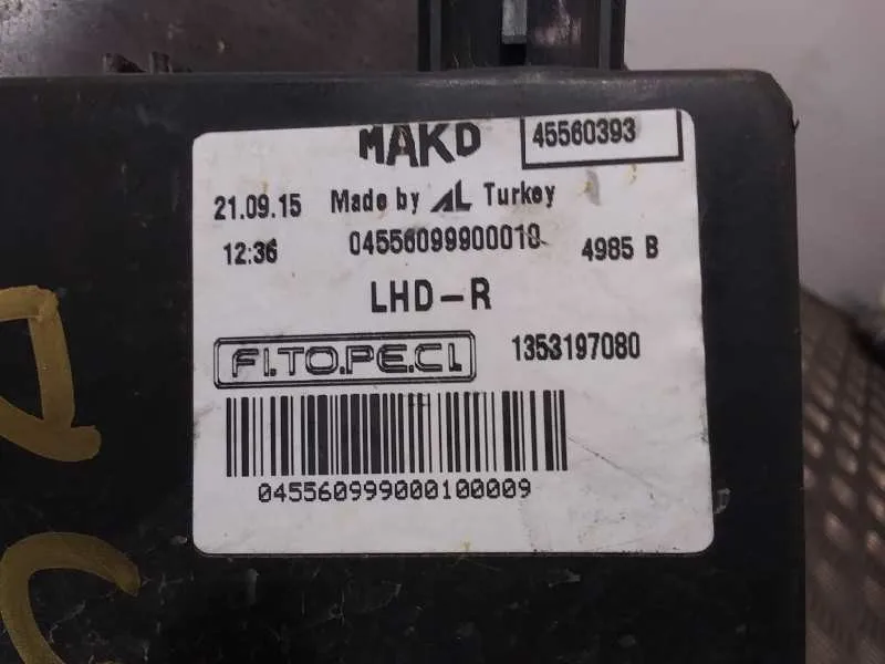 Faro Derecho para Fiat Qubo (300)