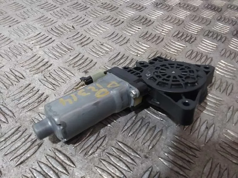 Motor Elevalunas Delantero Derecho para Kia Carens (Un)
