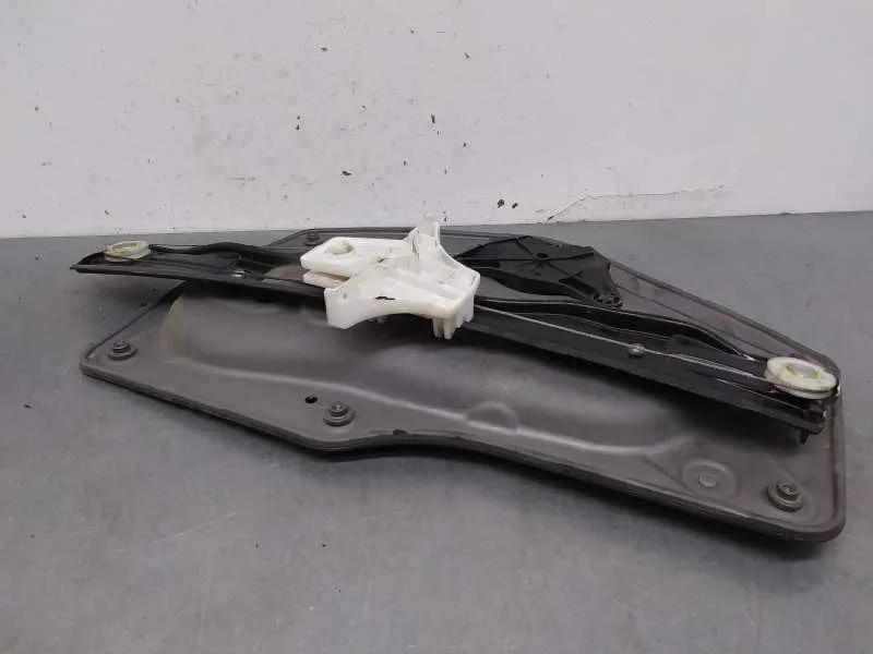 Elevalunas Trasero Derecho para Skoda Superb Combi (3T5)