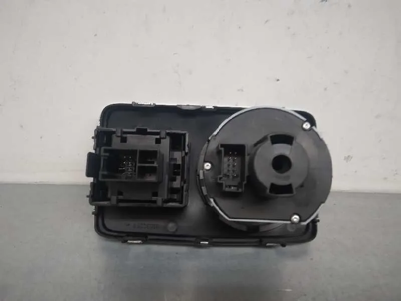 Mando Luces para Skoda Superb Combi (3T5)