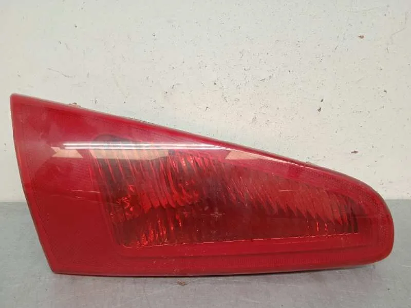 Piloto Trasero Izquierdo Interior para Alfa Romeo 147 (190)