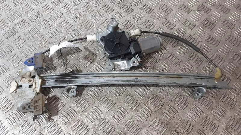 Elevalunas Delantero Izquierdo para Nissan Almera (N16/E)