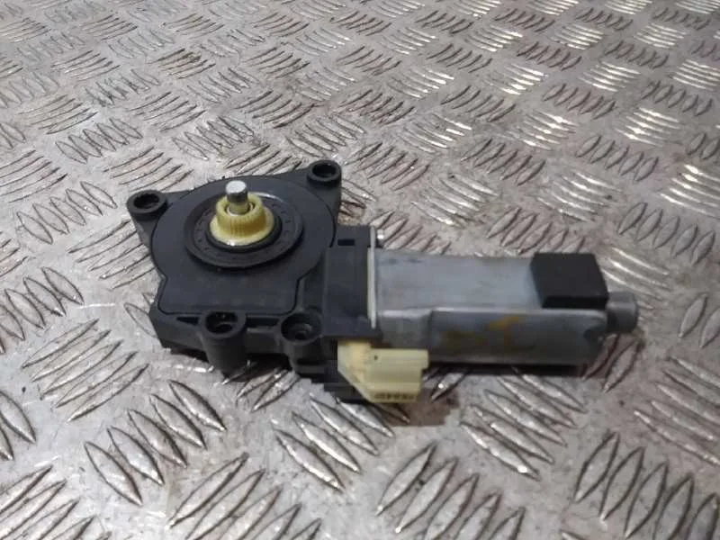 Motor Elevalunas Delantero Izquierdo para Kia Carens (Un)