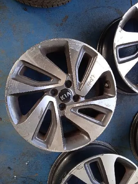Juego Llantas para Kia Rio