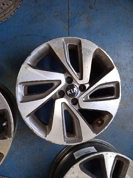 Juego Llantas para Kia Rio