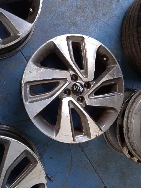 Juego Llantas para Kia Rio