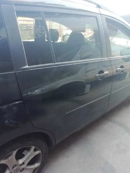 Puerta Trasera Derecha para Mazda 5 Berl. (Cr)