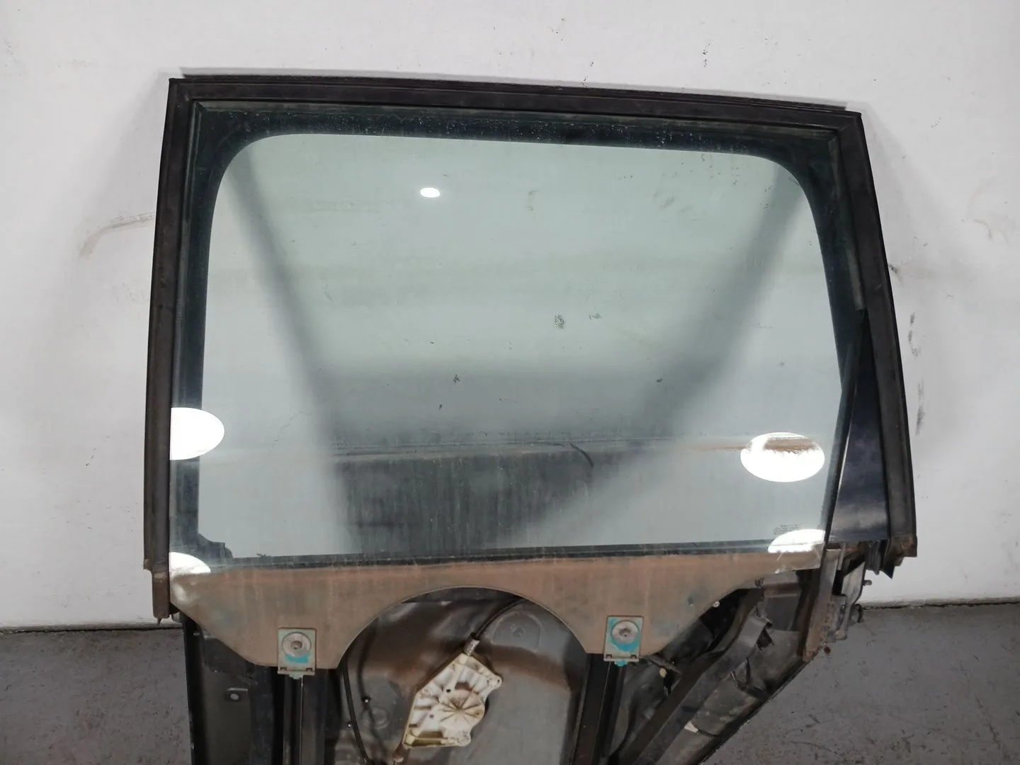 Elevalunas Delantero Derecho para Volkswagen Touareg (7La)