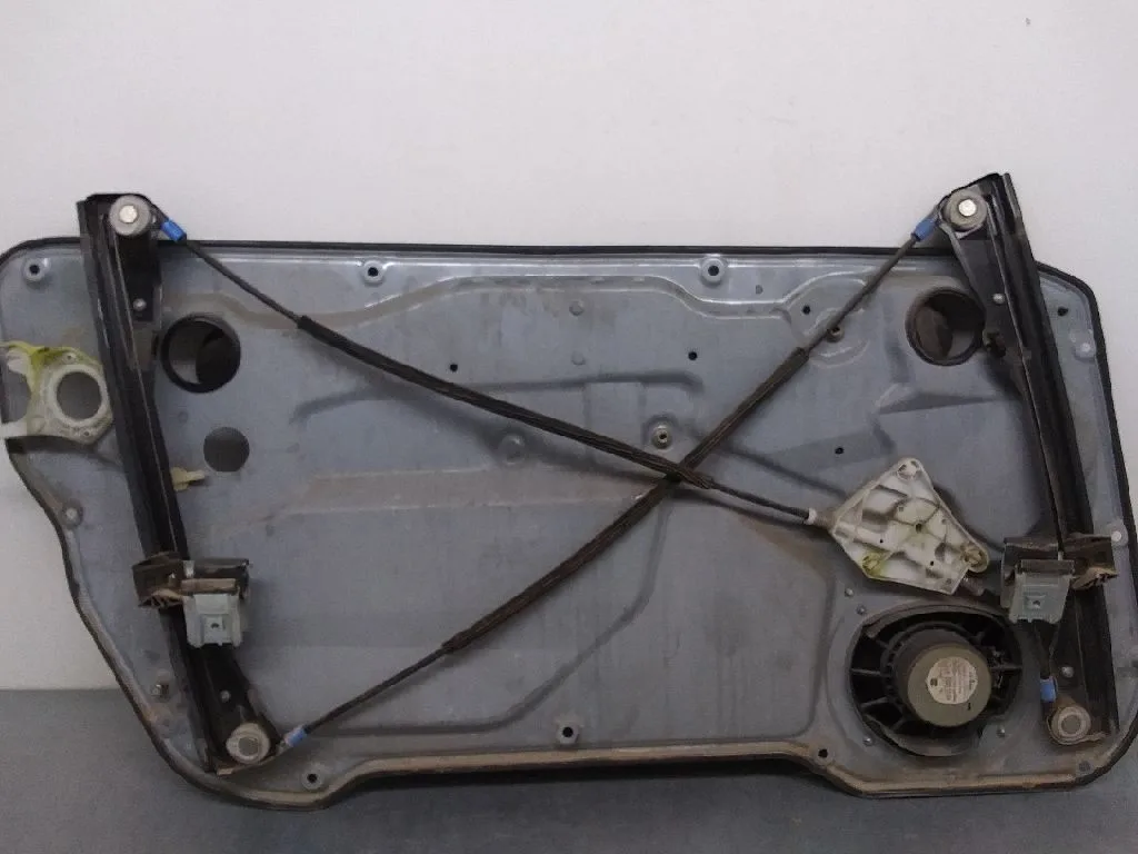 Elevalunas Delantero Derecho para Seat Ibiza (6L1)