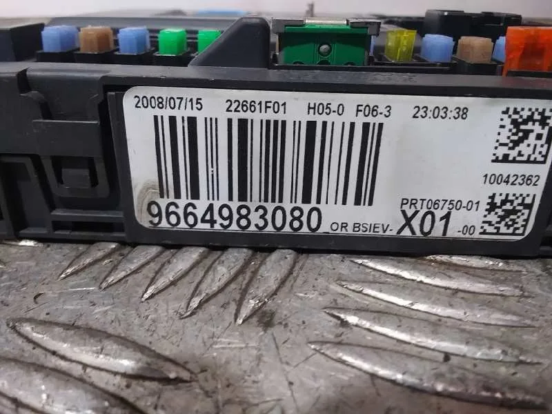 Caja Reles / Fusibles para Peugeot 207