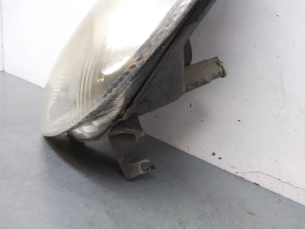 Faro Izquierdo para Citroën Xsara Picasso