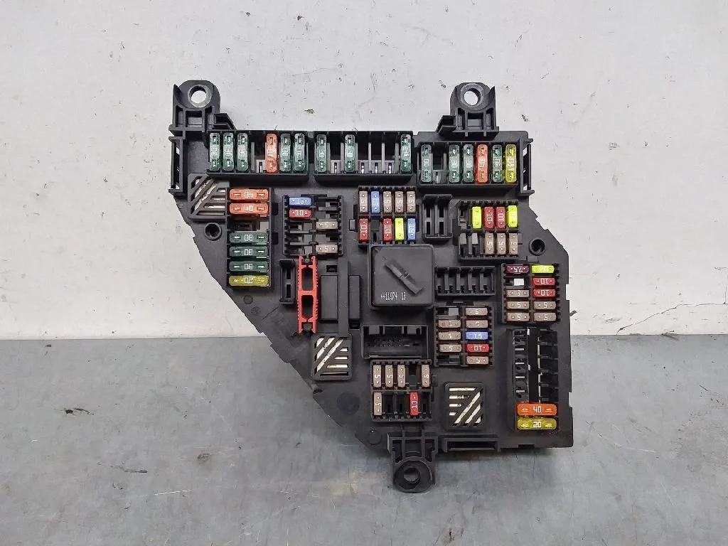 Caja Reles / Fusibles para Bmw Serie 5 Gran Turismo (F07)