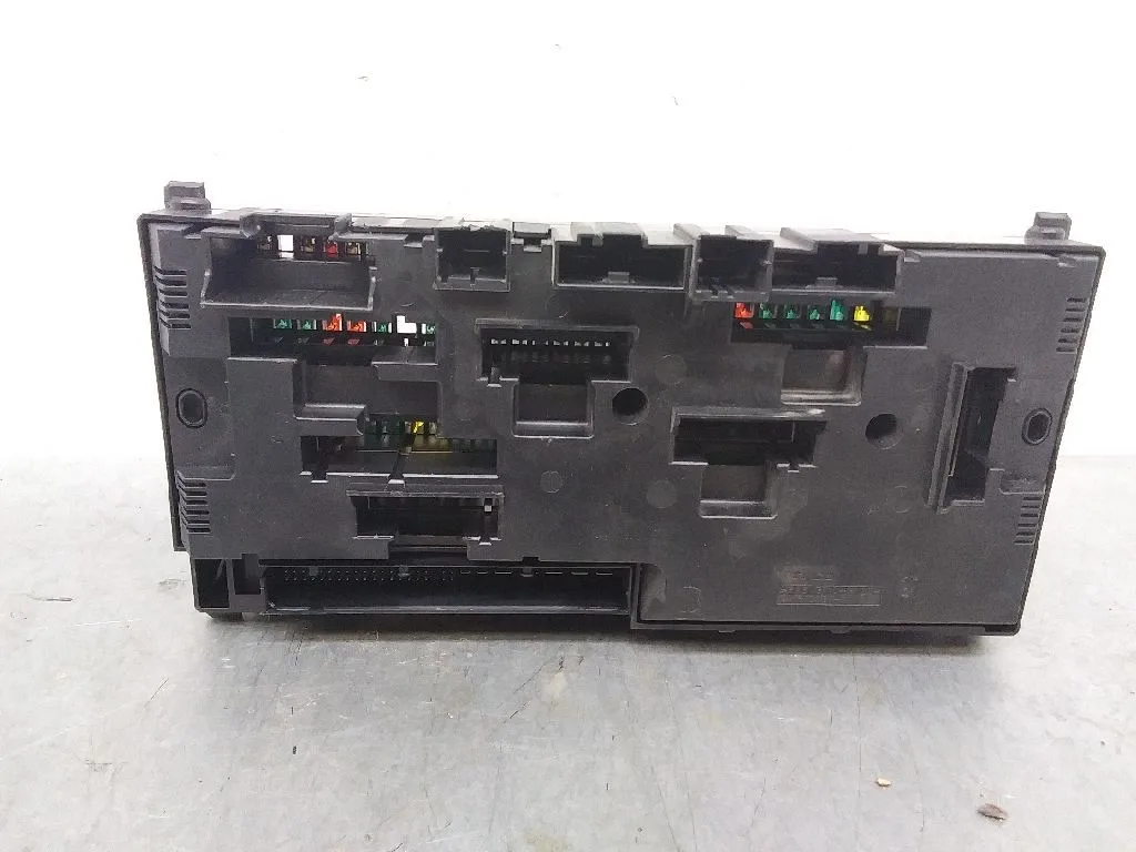 Caja Reles / Fusibles para Bmw Serie 5 Gran Turismo (F07)