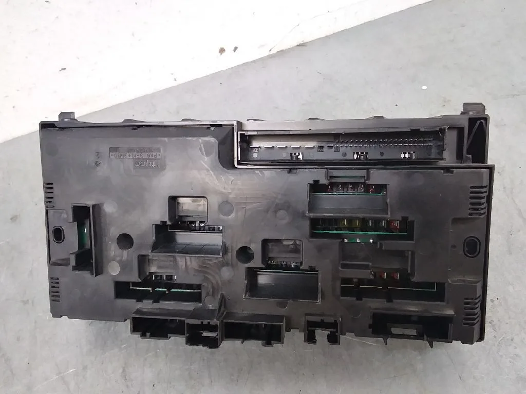 Caja Reles / Fusibles para Bmw Serie 5 Gran Turismo (F07)
