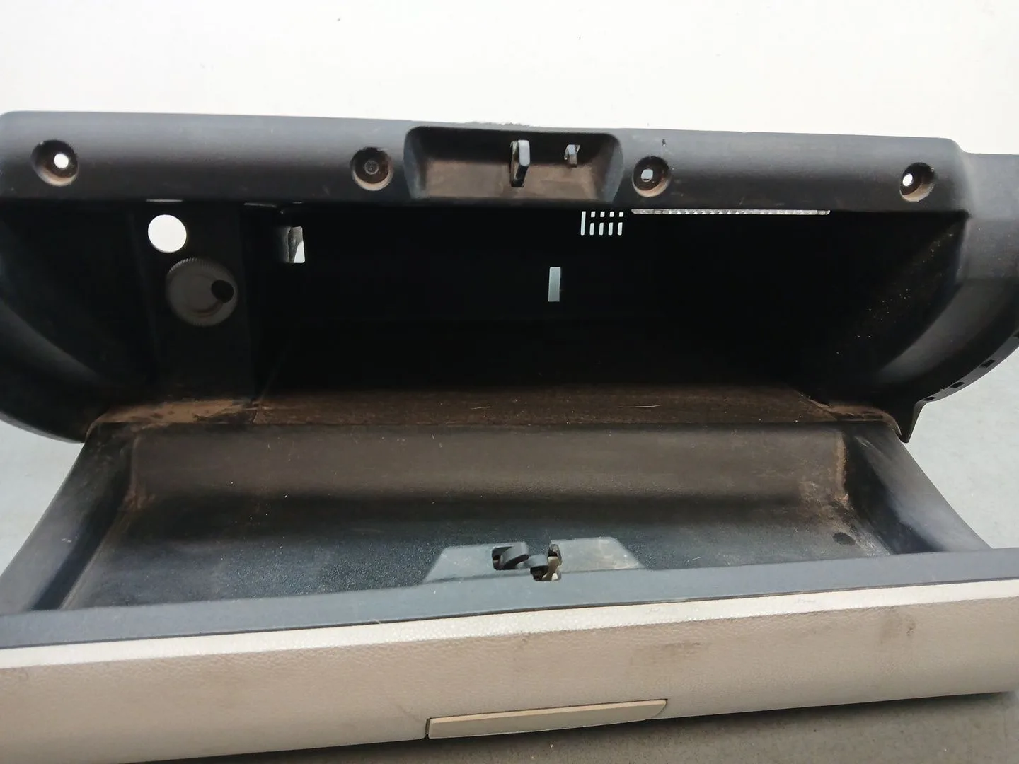 Guantera para Mercedes-Benz Clase B (W245)