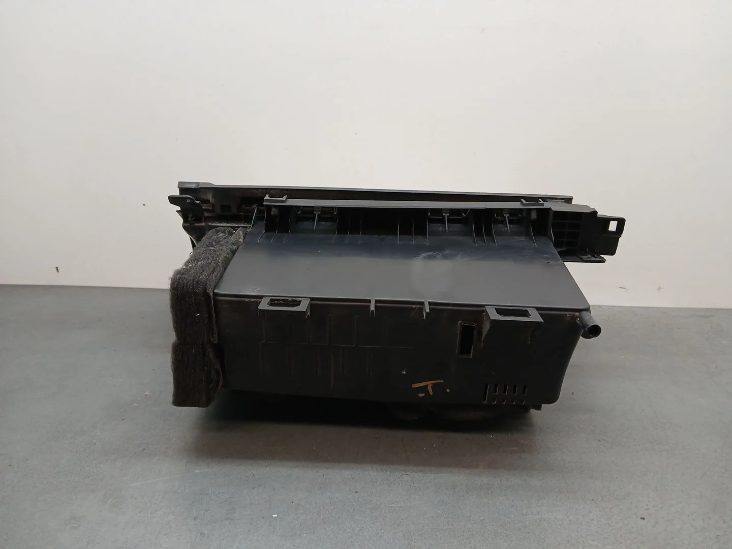 Guantera para Mercedes-Benz Clase B (W245)